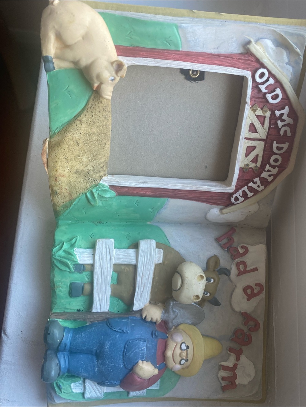 Hoka Kids Farm Picture Frame in Green, Blue and Tan